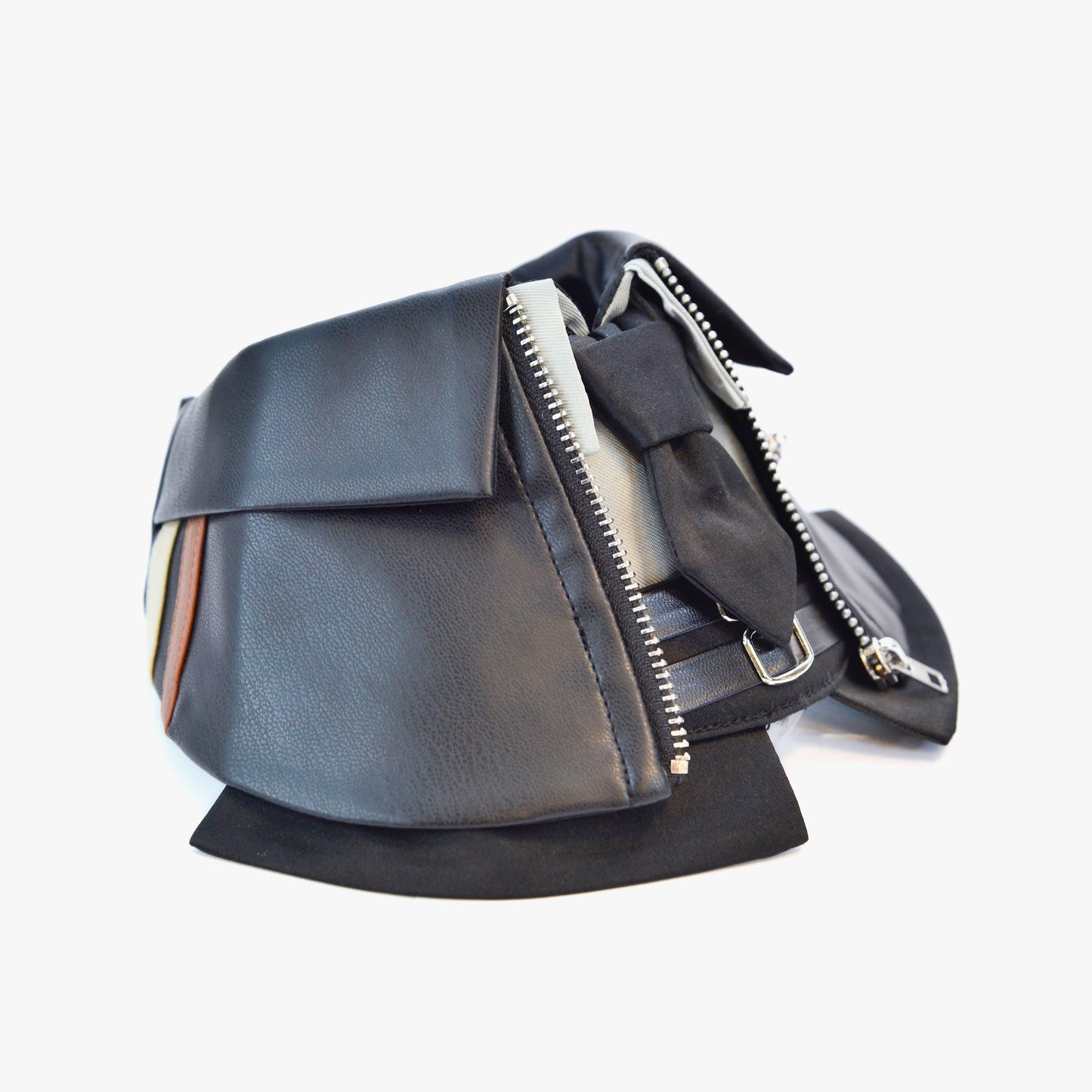 Shin (信一) | Pet Bib