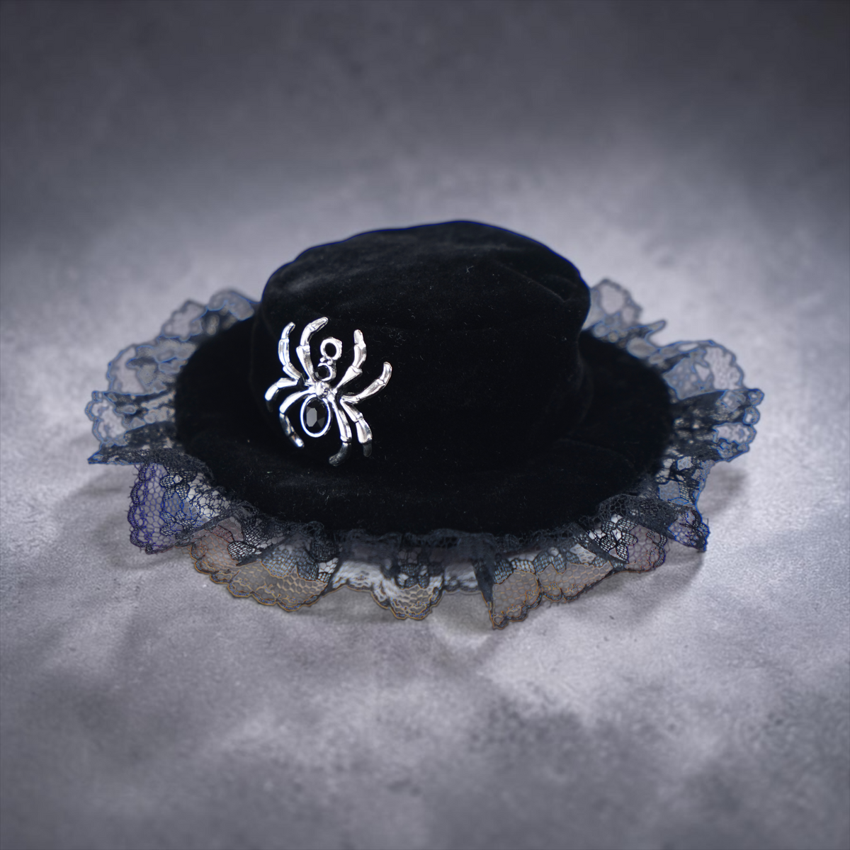 Spider Countess Hat (1-Midnight Onyx) | Pet Hat