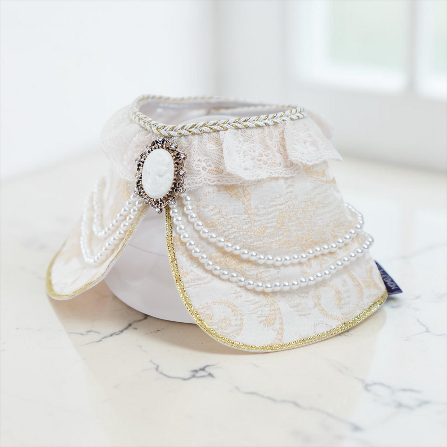 Henrietta (1-Champagne Silk Ivory) | Pet Neckwear