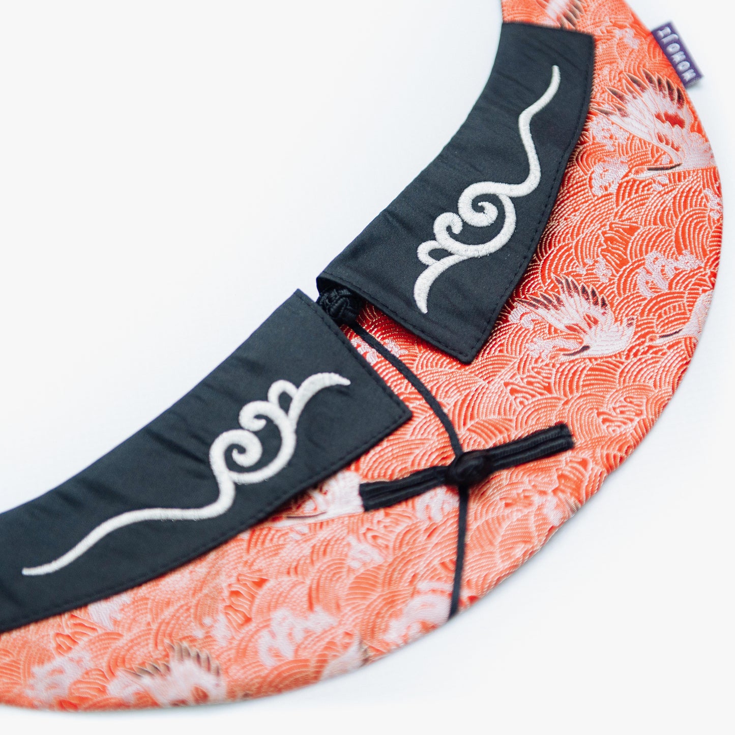 Kowloon (02-Maroon Red)